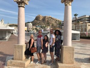 Diversos medios de prensa británicos disfrutan de un Press Trip en la ciudad para conocer los atractivos turísticos de Alicante